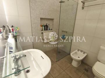 Casa Venta 400m² de 4 ambientes · Chalet en Venta 4 Ambientes Castelar Sur