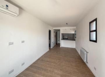 Departamento · 77m² · 4 Ambientes · Departamento de 2 Dorm. con Terraza Exclusiva y Parrillero en Abasto