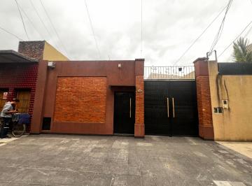 Casa de 5 ambientes, Lanús · Retasada Hermosísima Casa