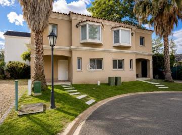 Casa · 70m² · 4 Ambientes · Casa Dúplex en Venta en Boulevard del Sol, Pilar, G. B. a. Zona Norte