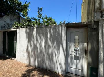 PH de 3 ambientes, Lanús · En Venta Dpto Tipo Casa 3 Amb con 2 Patios en Lanus