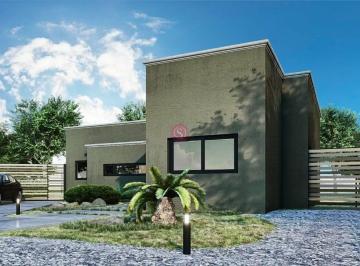 Casa · 165m² · 4 Ambientes · 1 Cochera · Casa en Venta en La Cumbre de La Rosa, Pilar, G. B. a. Zona Norte
