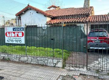 Terreno · 243m² · Lote en Venta Estación Villa Adelina
