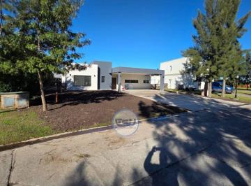 ESV-ESV-1559_2 · Venta Casa 4 Amb Principado Ciudad Nautica Canning