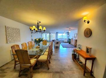 Departamento · 150m² · 3 Dormitorios · 1 Cochera · Departamento - Roosevelt