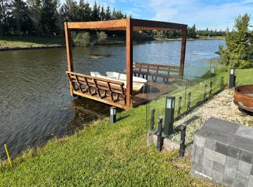 Casa · 314m² · 5 Ambientes · 2 Cocheras · Casa Al Agua Barrio Virazón en Venta Nordelta