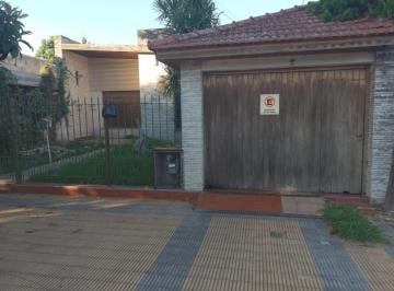 Casa de 4 ambientes, Berisso · Casa 2 Domitorios + Dependencia