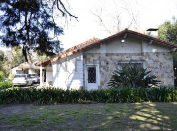 Casa · 120m² · 5 Ambientes · 1 Cochera · Venta Importante Casa Quinta en 477 y 26 - City Bell