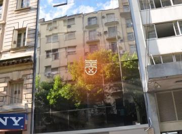 Local comercial · 207m² · 3 Ambientes · Precio + Iva - Local Comercial de 207 m² (Ver Video)