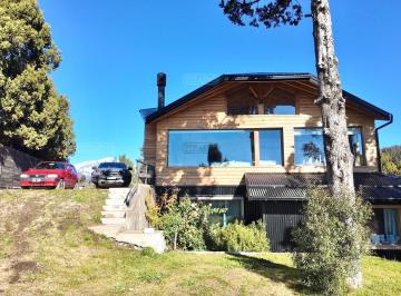 Casa · 233m² · 4 Ambientes · Casa en Venta en Jardín Botánico, Bariloche, Patagonia