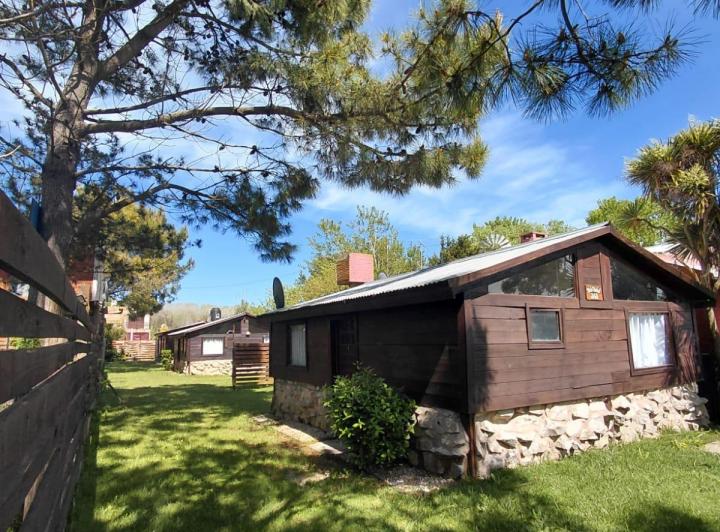 Casa · 90m² · 2 Ambientes · 3 Cocheras