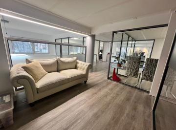 Oficina comercial · 249m² · 7 Ambientes · Oficina en Venta