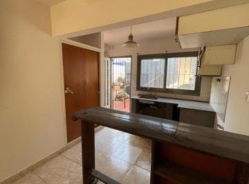 PH · 40m² · 2 Ambientes · 1 Cochera · Venta Casa Tipo PH en Merlo