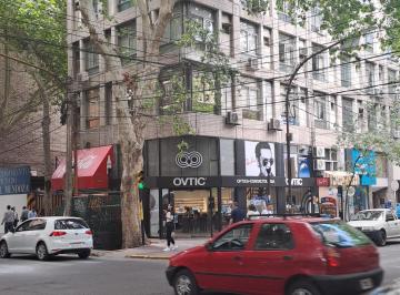 Oficina comercial de 4 ambientes, Ciudad de Mendoza · Oficina Frontal Microcentro en Venta Espejo y España