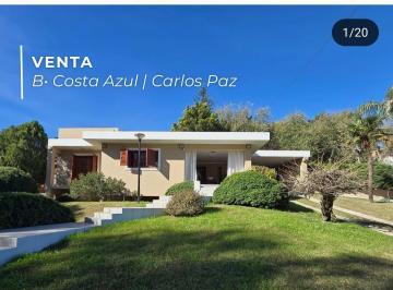 Casa · 217m² · 3 Dormitorios · 4 Cocheras · Casa en Costa Azul