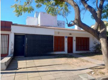 Casa de 4 ambientes, Córdoba · Vendo Casa 4 Dormi 3 Baños 2 Coche. B° Pque. San Francisco