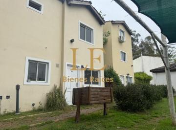 Casa · 95m² · 3 Ambientes · 1 Cochera · Venta Casa Tipo Duplex