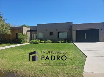 Casa · 183m² · 4 Ambientes · 2 Cocheras · Casa en Venta. Uf 208 Barrio La Elina, Comarcas de Luján.