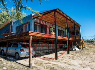 Frente y Cochera · Excelente Oportunidad Casa Nueva con 2 Dorm., Pileta y Gran Terreno en Parque Síquiman