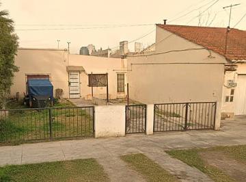 Terreno de 3 ambientes, Lanús · Venta Terreno Lanús Este – Muy Amplio con Casa a Reciclar