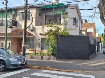 PH de 4 ambientes, Vicente López · Impecable PH en Esquina con Cochera S/exp. Dueño Directo. Nuevas Condiciones
