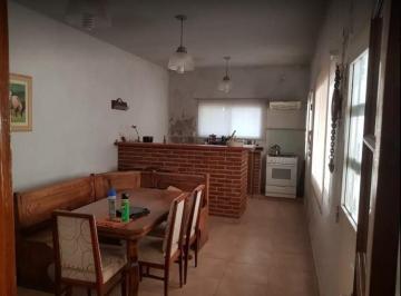 Casa · 180m² · 2 Dormitorios · Casa en Venta en Zárate, G. B. a. Zona Norte, Argentina