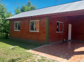 Casa · 80m² · 3 Ambientes · 1 Cochera · Cabaña en Venta | Los Reartes | Valle de Calamuchita
