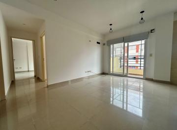 Departamento de 3 ambientes, Boedo · Excelente Departamento de 3 Amb Al Frente con Balcon - Terraza y C/cochera. Fija