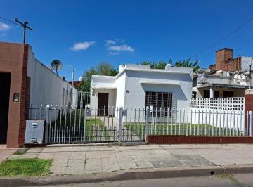 Casa · 70m² · 3 Ambientes · Casas - Casa - Ramos Mejía, Gran Bs. As. Oeste
