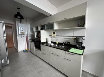 Departamento · 4 Ambientes · Departamento de 2 Dorm. en Venta en Centro