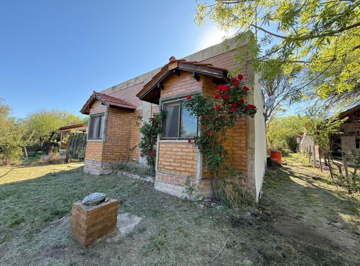 Casa · 60m² · 2 Ambientes · 1 Cochera