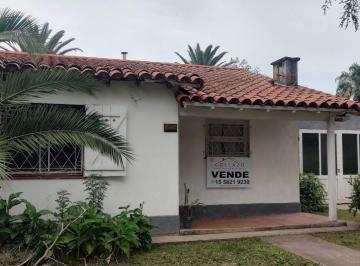 Casa de 4 ambientes, Ezeiza · Oportunidad Casa a La Venta en Barrio Uno!