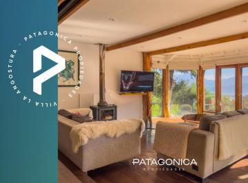 Casa · 174m² · 5 Ambientes · Venta Casa de 204 m² con Vista Plena Al Lago en Villa Correntoso, Villa La Angostura