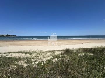 Foto1 · Venta Terreno Sobre El Mar en Solana, Punta Ballena - Ref: Pbi15364