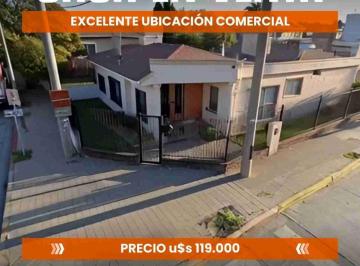 Casa de 5 ambientes, Córdoba · Venta Esquina S/ Av Capdevila 13 X 25 m Punto Comercial