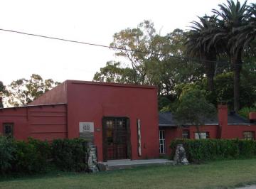 Casa · 190m² · 5 Ambientes · 2 Cocheras · Casa con Amplio Terreno General Madariaga