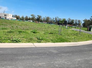 Terreno , Pilar · Lote en Esquina en Venta en Barrio Santa Sofía, en Pilar del Este.