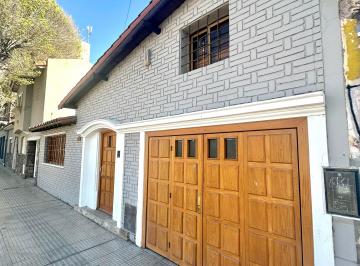 Oficina comercial de 5 ambientes, Ciudad de Mendoza · Alquiler Oficina Calle Morón