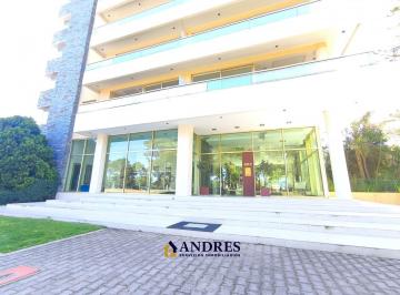 Departamento · 77m² · 3 Ambientes · 1 Cochera · Departamento en Venta