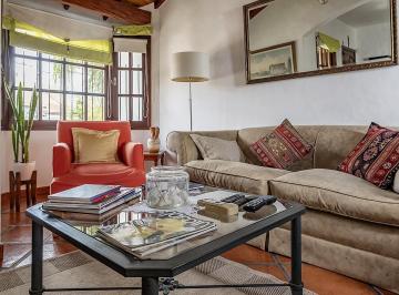 Casa · 172m² · 3 Ambientes · 1 Cochera · Casa de 3 Ambientes C/ Cochera y Pileta - Tigre