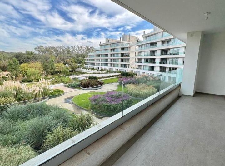 Departamento · 140m² · 4 Ambientes · 2 Cocheras