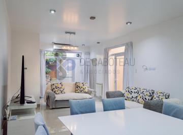 Casa de 4 ambientes, Centenario · Venta Casa Perticone