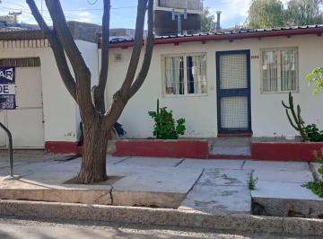 Casa de 5 ambientes, Godoy Cruz · Exclusiva Propiedad. Lista Para Mudarte
