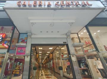 Local comercial · 40m² · 1 Ambiente · Local en Alquiler Microcentro 40 m² - Corrientes y Florida - Galeria Central