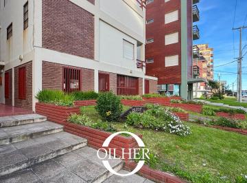 Departamento de 3 ambientes, Villa Gesell · Departamento en Venta C/ Cochera en Zona Centro! 2 Dorm..