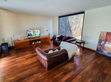 Casa · 170m² · 5 Ambientes · 1 Cochera · Casa en Venta La Plata