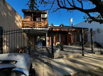 Casa · 190m² · 3 Dormitorios · Venta Casa de Dos Plantas