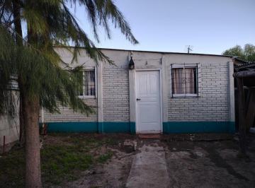 Casa de 2 ambientes, Brandsen · Casa de 30 m². Calle French 1137. Brandsen, Provincia Buenos Aires.