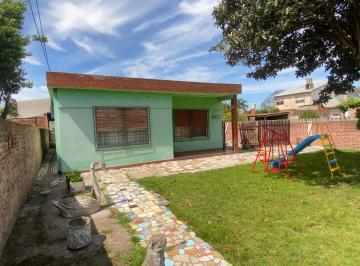 Casa de 3 ambientes, Almirante Brown · Casa en Venta