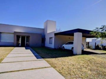 Casa de 1 ambiente, Falda del Carmen · Excepcional Casa Estación del Carmen, Malagueño (Santa María) Seguridad 24 Hs. con Escritura